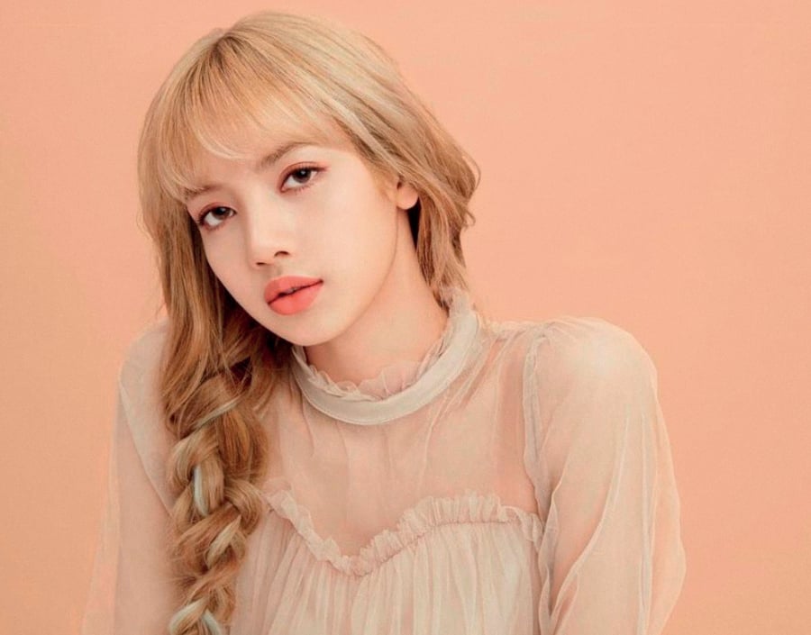 Lisa-bi-quyet-cham-soc-da