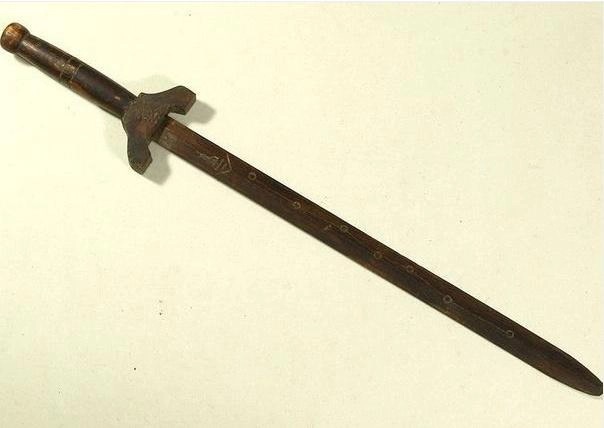 mon-do-khong-nen-tang-02
