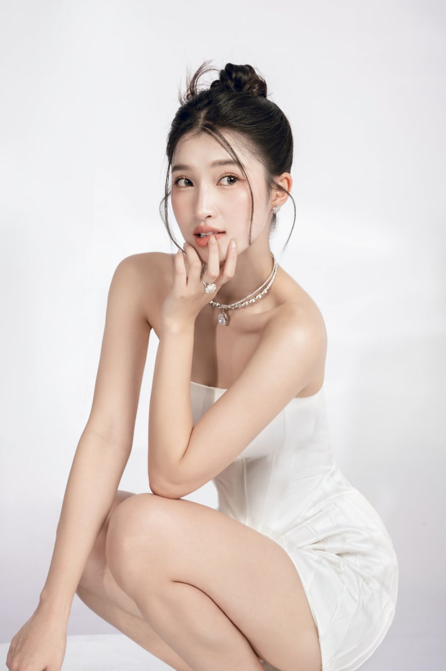 a-hau-phuong-nhi-ngay-cang-cham-len-do-ho-bao-sau-7-thang-doi-tiara-bab65566
