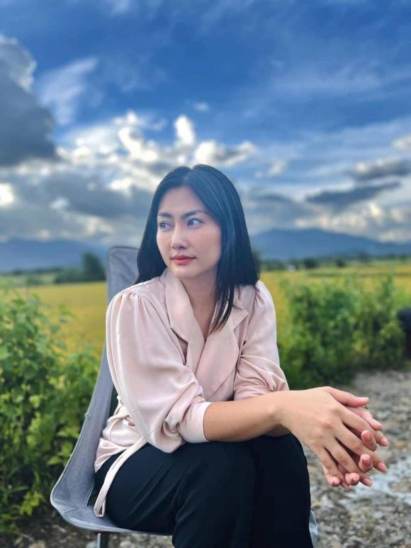 ngoc-lan-giai-quyet-the-nao-sau-khi-khoc-loc-tren-livestream-vi-bi-bao-hiem-nhan-tho-lua-1-ngoisaovn-w960-h1280