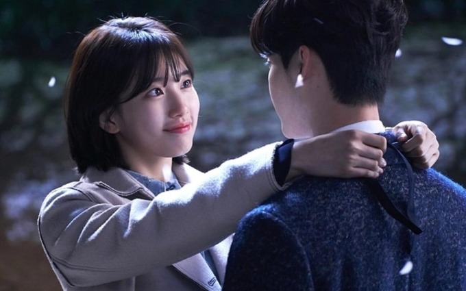 k-drama-otps-lede-1300x813-jpe-6828-8782-1674191384