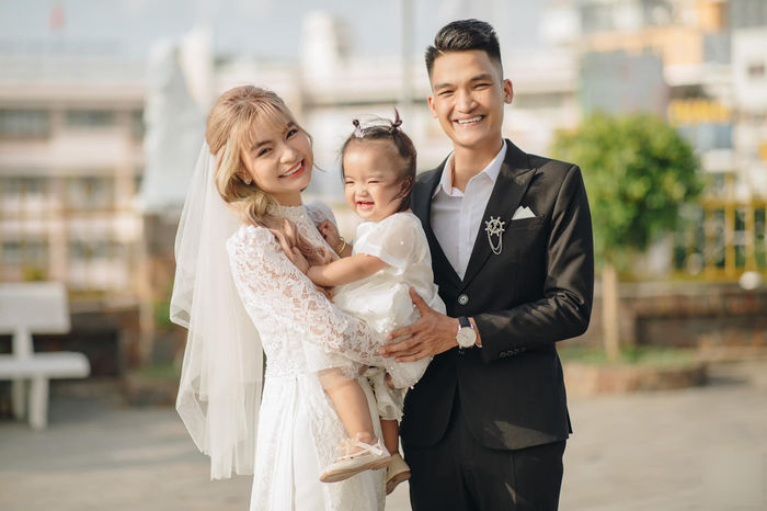 sao-viet-chon-sinh-con-roi-moi-cuoi-trao-luu-hay-quan-niem-hop-thoi-8d684e