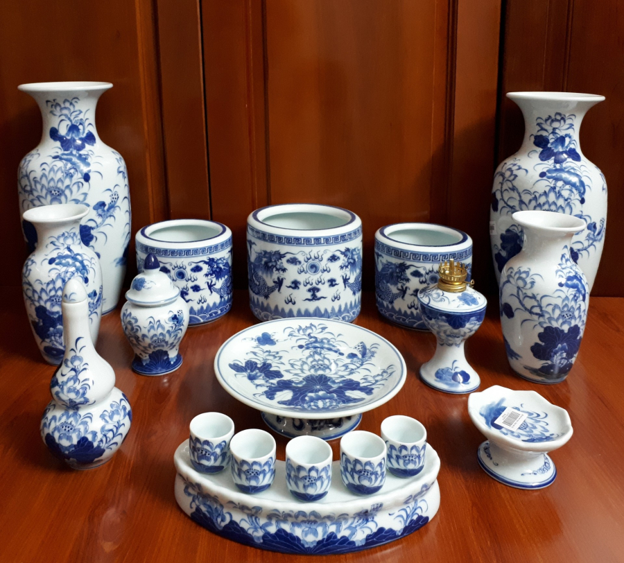 ban-tho-nen-dat-3-chen-hay-5-chen-nuoc-la-phu-hop-hoa-ra-bao-lau-nay-nhieu-nha-lam-sai-het-ma-chang-nhan-ra-b2d-6735220