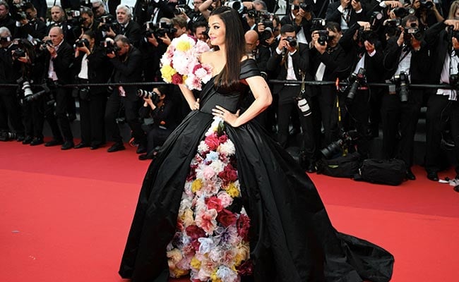 nh3uom7g_aishwarya_625x300_18_May_22