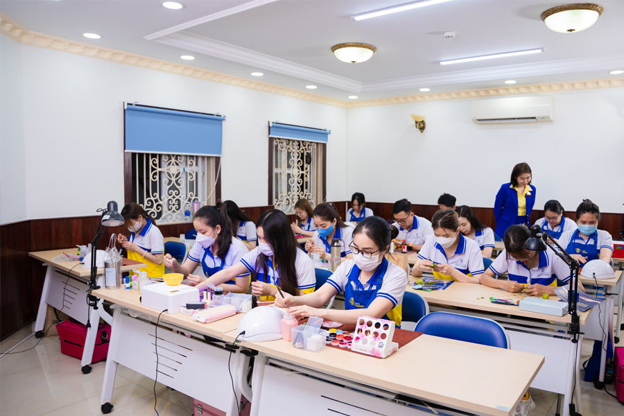 Seoul Academy tự hào là đơn vị dạy nghề thẩm mỹ quy mô lớn nhất hiện nay