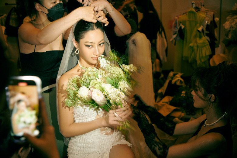 luong thuy linh hoa cuoi