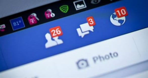 thu-hoi-cam-xuc-tren-story-facebook-03