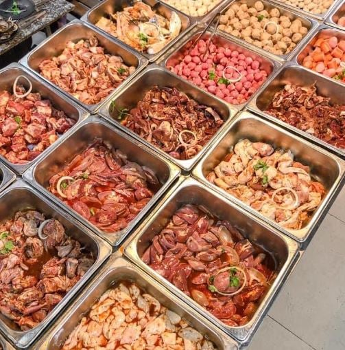 4-mon-nguoi-sanh-soi-khong-bao-gio-dong-toi-khi-an-buffet-03