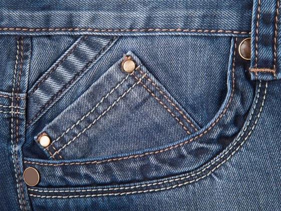 tui-nho-truoc-quan-jeans-01