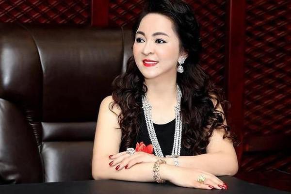ba nguyen phuong hang