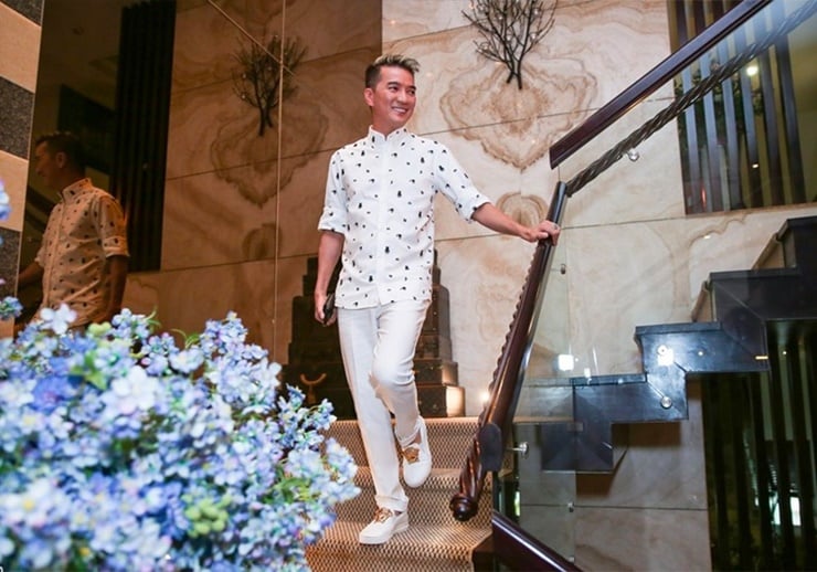 dam vinh hung