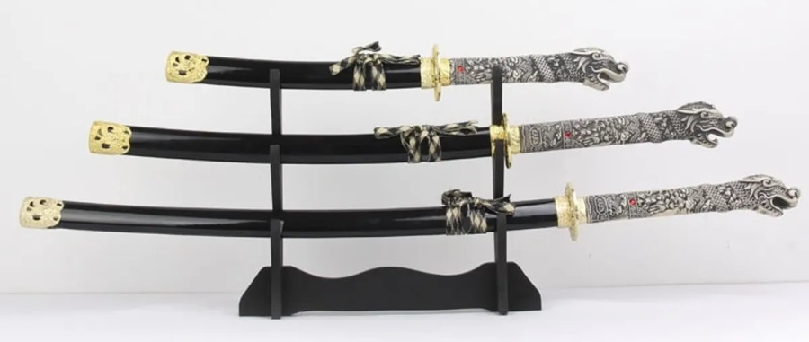 do-vat-khong-nen-tang-01