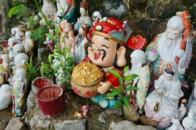 do-vat-khong-nen-tang-03