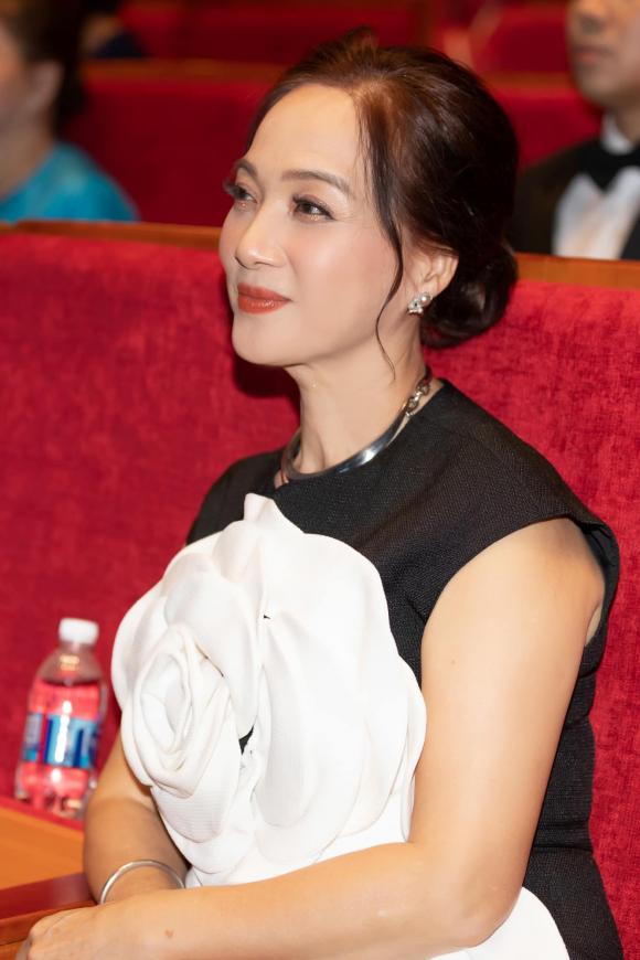 le khanh 2
