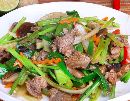 thit-bo-xao-can-tay