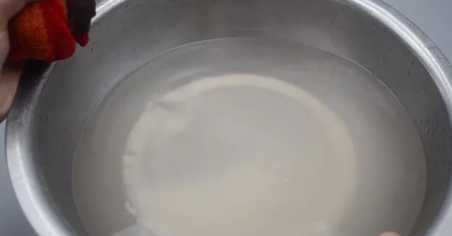 khan-bi-nhot-co-mui-hoi-03