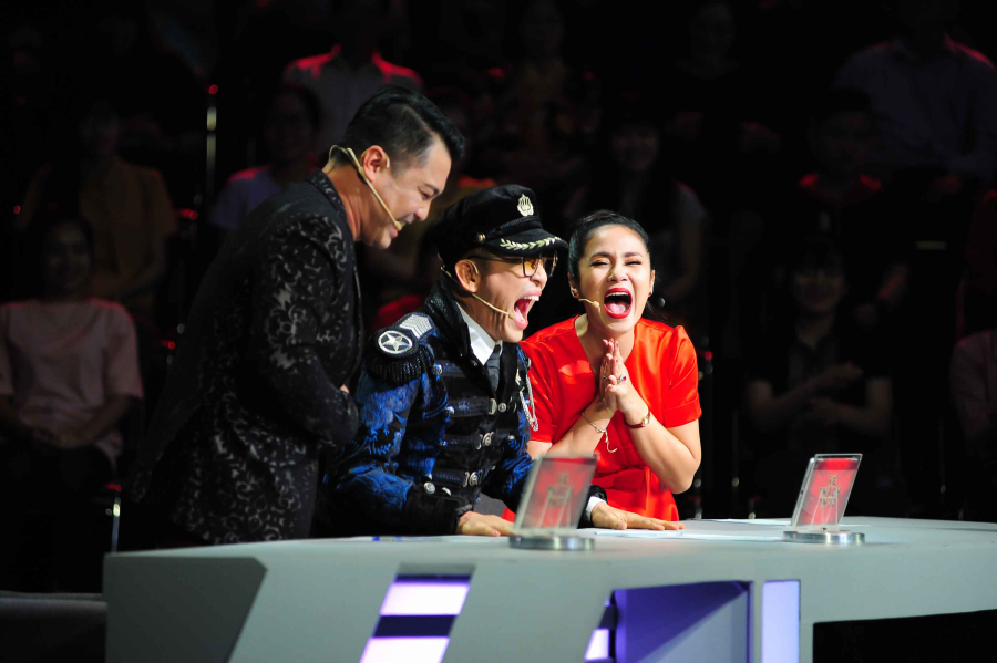 viet trinh ly hung game show