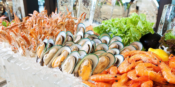 mon-khong-nen-an-khi-an-buffet-hai-san-04