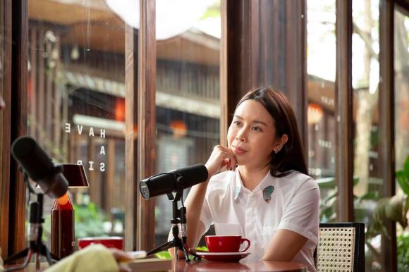 luu-huong-giang-noi-ve-chuyen-nhan-nhin-trong-hon-nhan-nghe-du-hieu-moi-quan-he-voi-ho-hoai-anh-the-nao-3-ngoisaovn-w2048-h1364