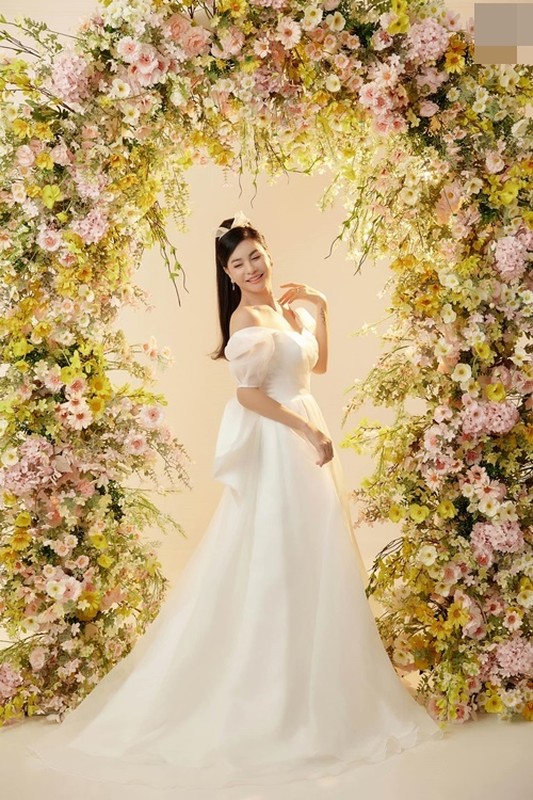 phan-ung-cua-cat-phuong-khi-quang-cao-vay-cuoi-bi-mia-mai-Hinh-2