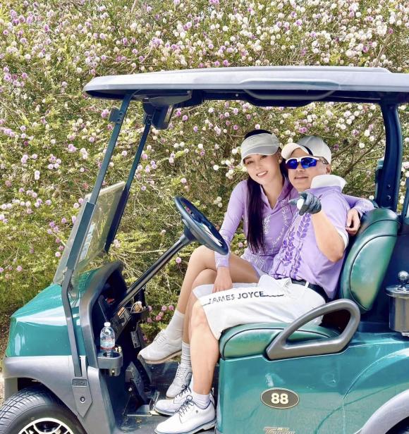 phuong-oanh-va-shark-binh-om-nhau-cuc-tinh-tren-san-golf-con-danh-dau-chi-quyen-qua-chi-tiet-nay-2-ngoisaovn-w1541-h1639