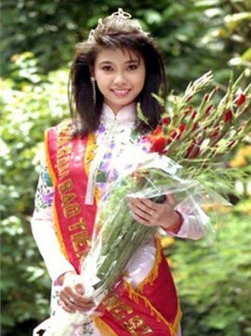 ha kieu anh ung xu