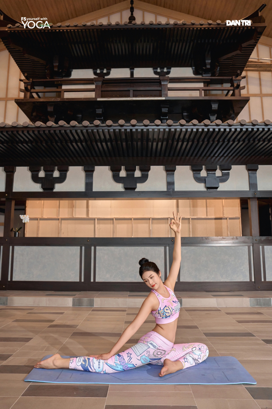 Hoa hau Ngoc han yoga