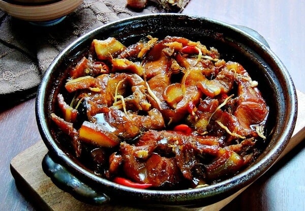 ca-kho-thit-ba-chi-4