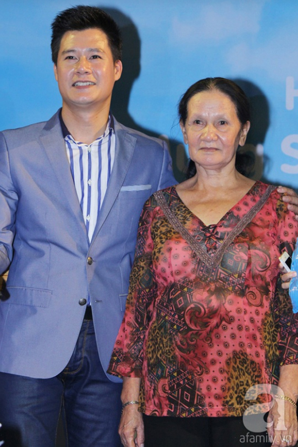 quang dung va me de