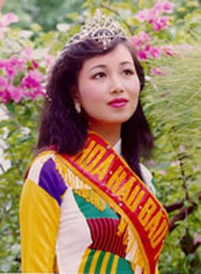 hoa hau dieu hoa dang quang