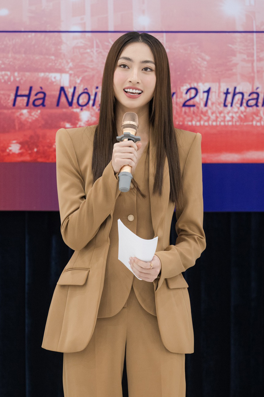 luong thuy linh gv 2