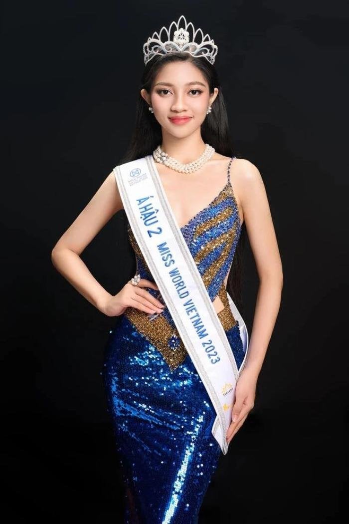 A-Hau-Huynh-Minh-Kie-01