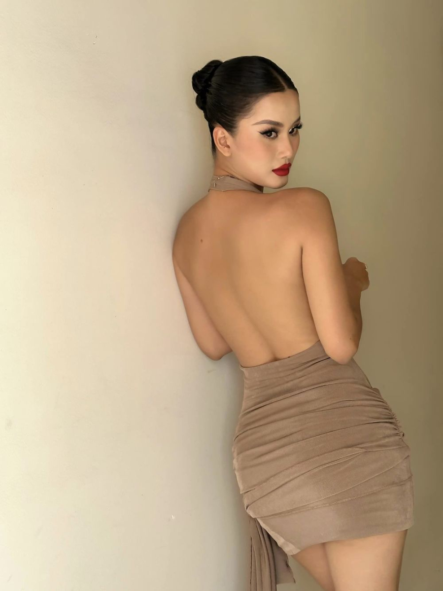 bi-quyet-giu-song-co-the-vong-nao-ra-vong-nay-cua-huong-ly-817ea7e9