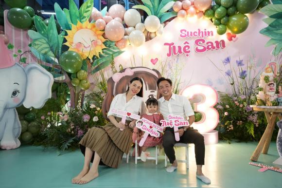 dam-thu-trang-cuoi-bo-khi-suchin-tuyen-bo-danh-don-cuong-do-la-vi-dieu-nay-3-ngoisaovn-w2048-h1366