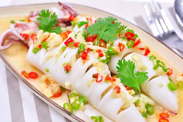 Bí quyết luộc hấp mực không tanh
