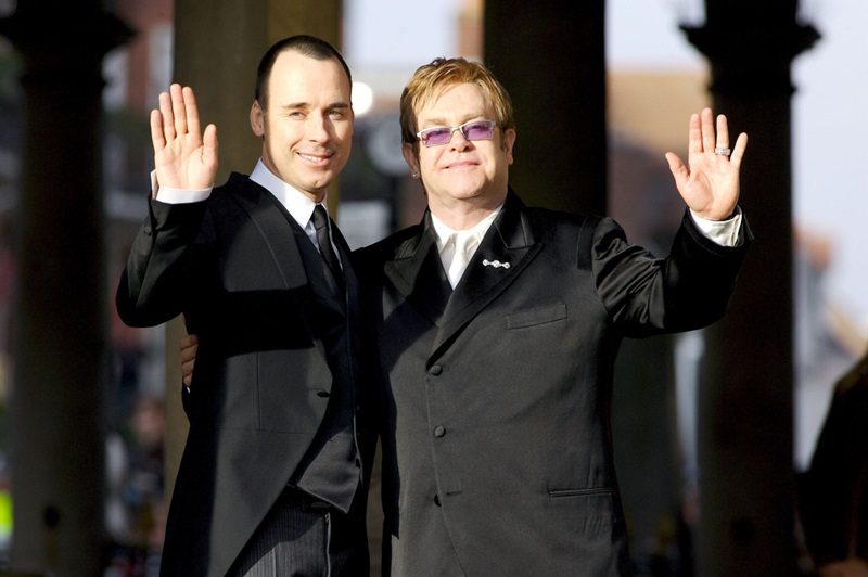 elton va chong