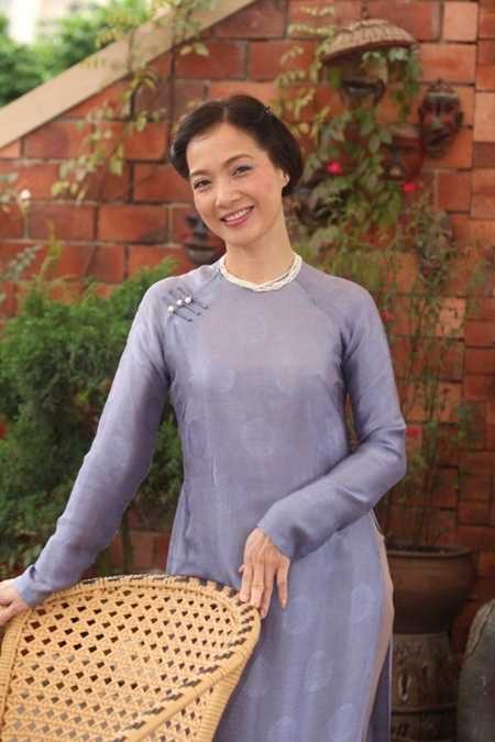 le khanh ao dai