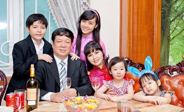 gia dinh trang nhung