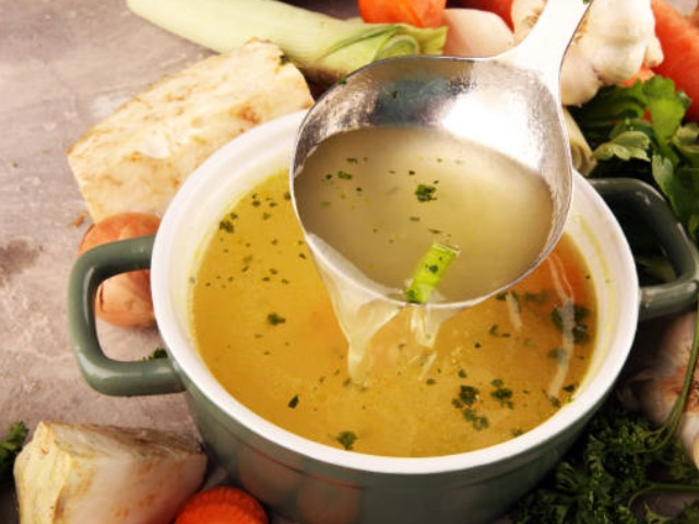 nuoc-luoc-thit-nau-canh