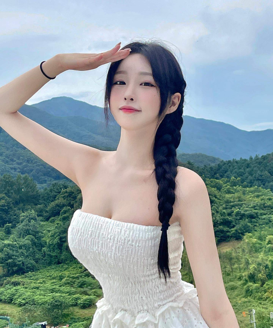 ngoi-lang-nhieu-gai-dep-nhat-viet-nam-4