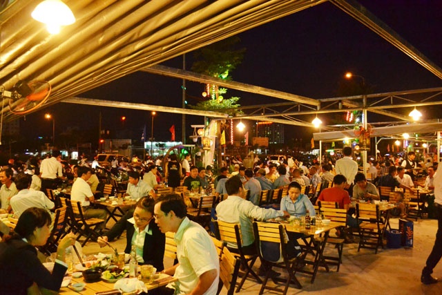 Cách chọn quán ăn ngon lần đầu đến
