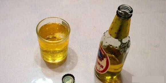 mo-nap-chai-bia-ngoisaovn-1-ngoi