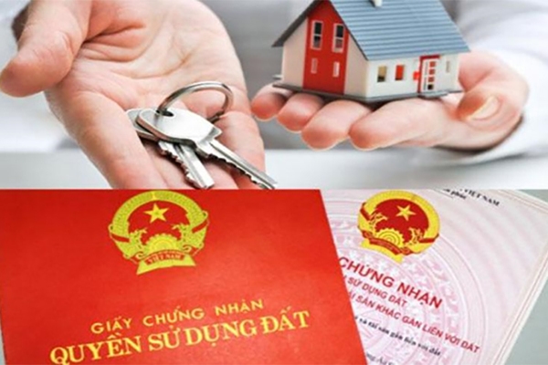 mua-ban-dat-bang-giay-viet-tay-co-can-phai-cong-chung-1