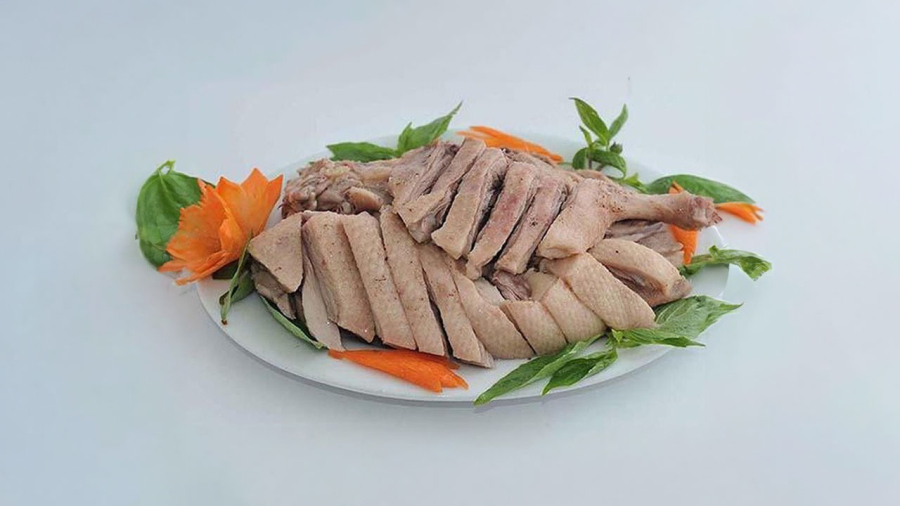 thit-vit-luoc-nhieu-cong-dung