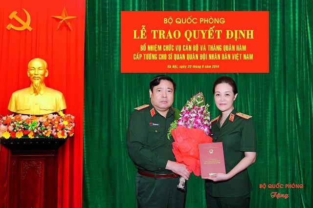 trung-tuong-quan-doi-viet-nam-le-thu-ha