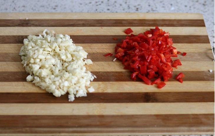 pha-nuoc-cham-toi-ot