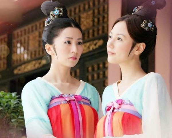 so-phan-cung-nu-thu-hon-nguoi-gi