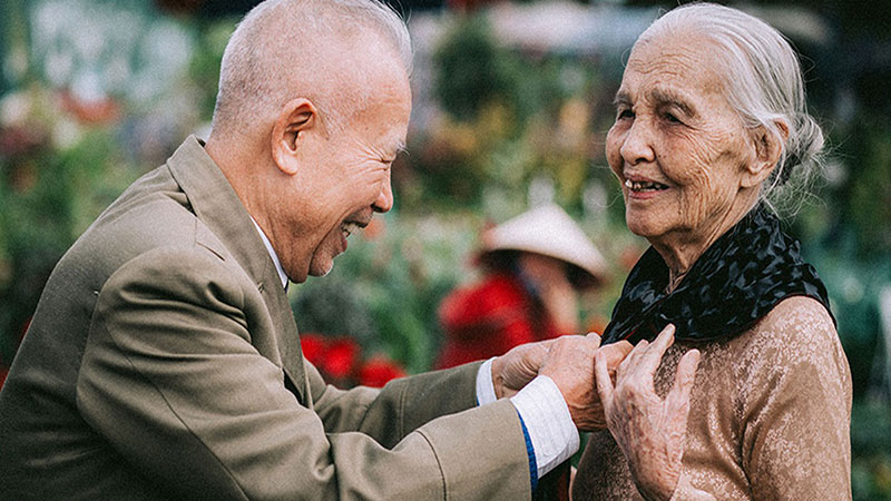 noi chuyen voi ong ba3