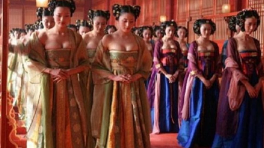 cung-nu-thoi-xua-lam-gi-de-giai-toa-nhu-cau-sinh-ly-3