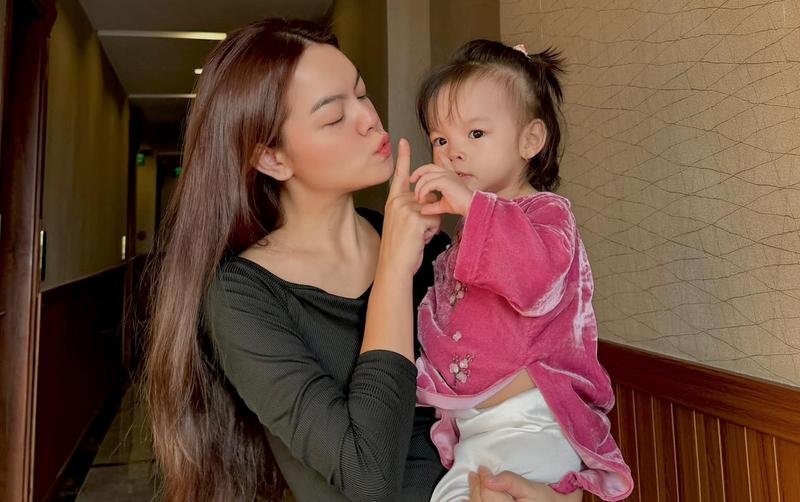 pham_quynh_anh